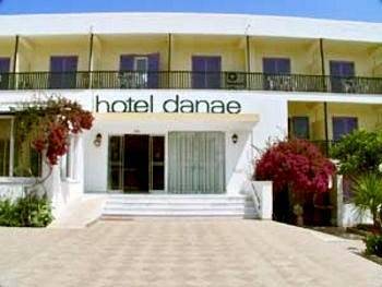 Danae Hotel Aegina Esterno foto